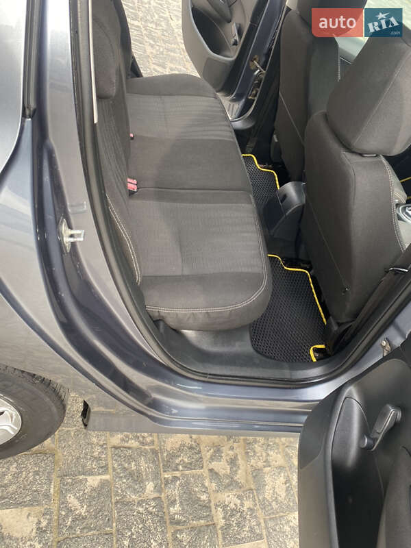 Хэтчбек Peugeot 308 2010 в Львове фото 9 Хэтчбек Peugeot 308 2010 в Львове