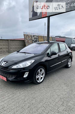 Хэтчбек Peugeot 308 2008 в Радехове