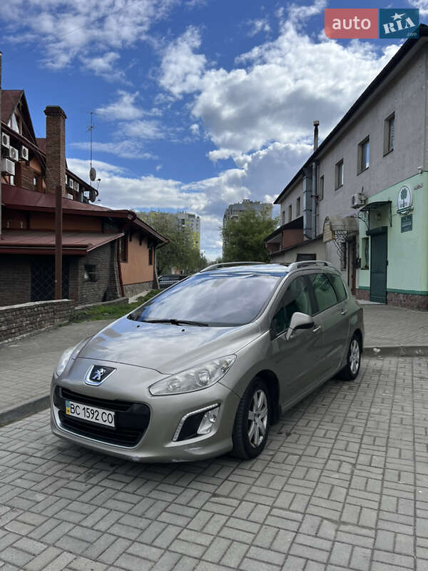 Універсал Peugeot 308 2011 в Львові