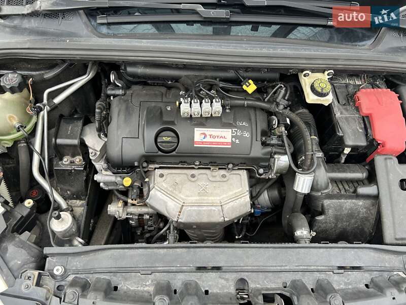 Універсал Peugeot 308 2010 в Нетішині