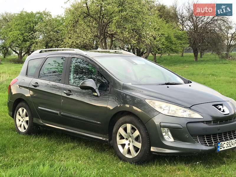 Универсал Peugeot 308 2010 в Пустомытах