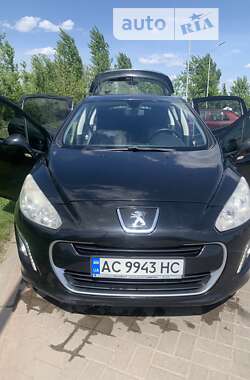 Хетчбек Peugeot 308 2011 в Нововолинську