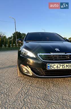 Универсал Peugeot 308 2017 в Стрые