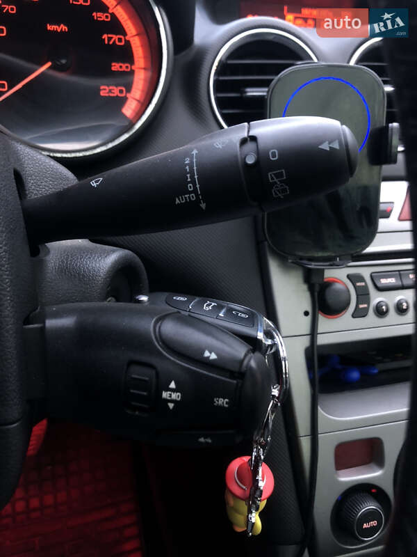 Универсал Peugeot 308 2012 в Теребовле