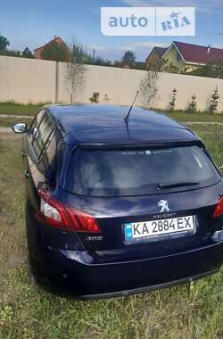 Хэтчбек Peugeot 308 2015 в Киеве