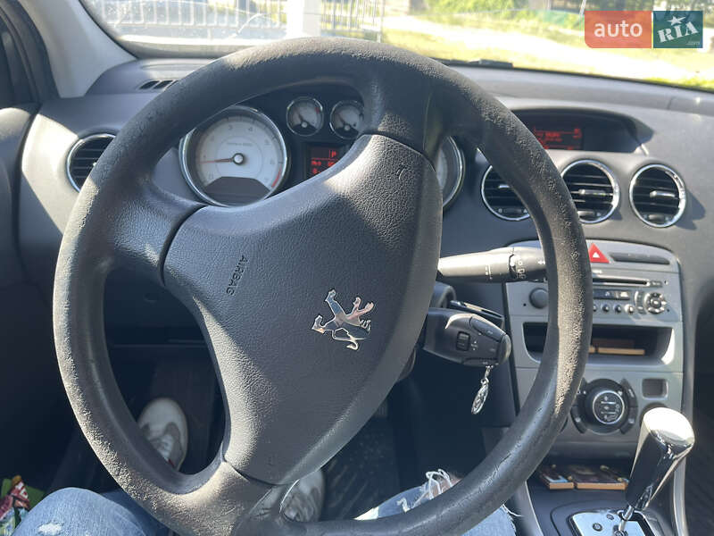 Хетчбек Peugeot 308 2008 в Вишгороді