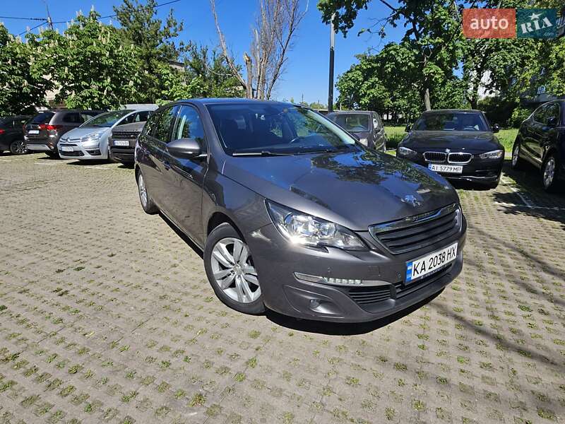 Универсал Peugeot 308 2016 в Киеве