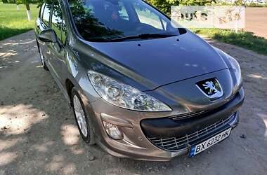 Универсал Peugeot 308 2008 в Теофиполе