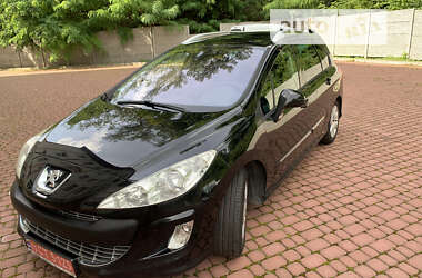 Универсал Peugeot 308 2010 в Львове