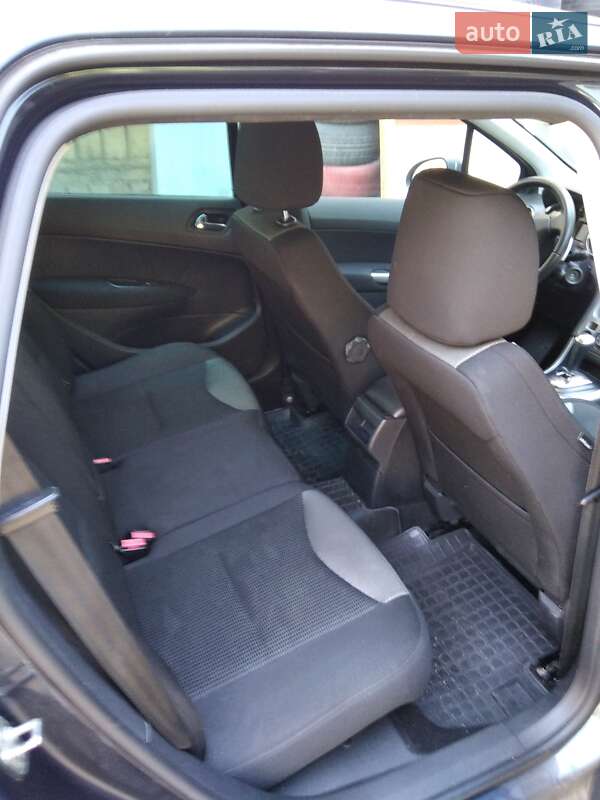 Универсал Peugeot 308 2012 в Киеве