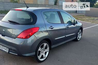 Хетчбек Peugeot 308 2008 в Кам'янці