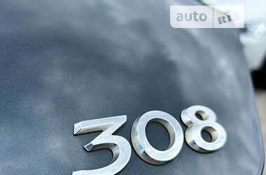 Хетчбек Peugeot 308 2012 в Сумах