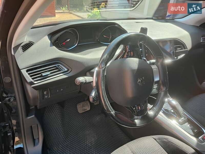 Универсал Peugeot 308 2018 в Луцке