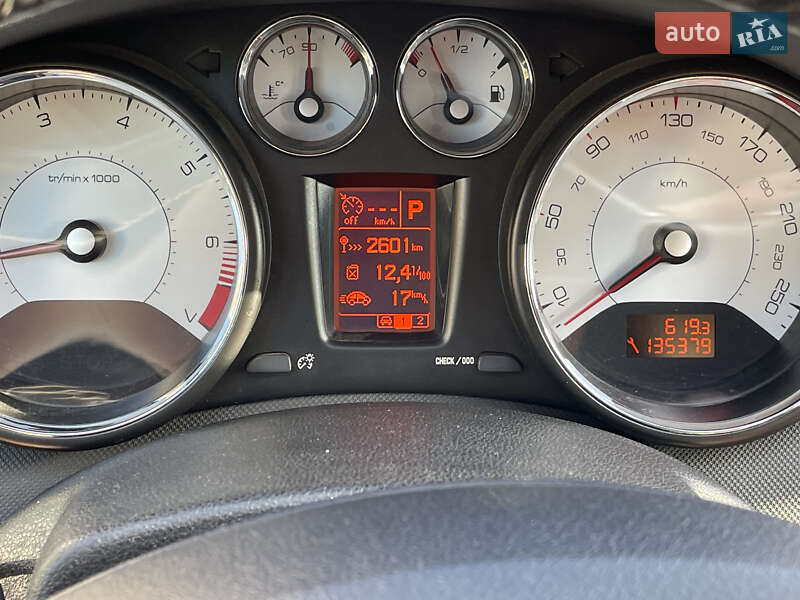 Хэтчбек Peugeot 308 2012 в Виннице