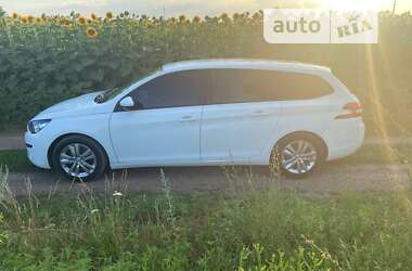 Універсал Peugeot 308 2015 в Харкові