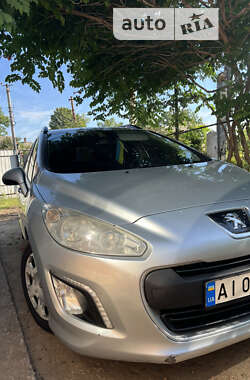 Универсал Peugeot 308 2013 в Киеве