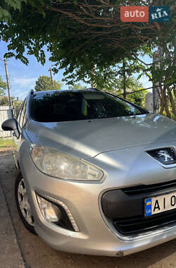 Универсал Peugeot 308 2013 в Киеве