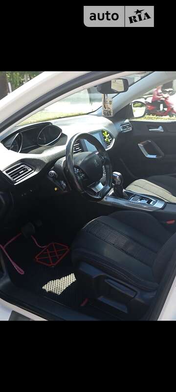 Универсал Peugeot 308 2016 в Львове фото 27 Универсал Peugeot 308 2016 в Львове