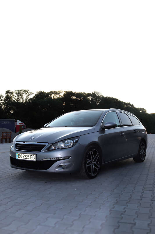 Універсал Peugeot 308 2015 в Тернополі