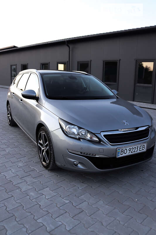 Універсал Peugeot 308 2015 в Тернополі