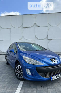 Хэтчбек Peugeot 308 2010 в Луцке