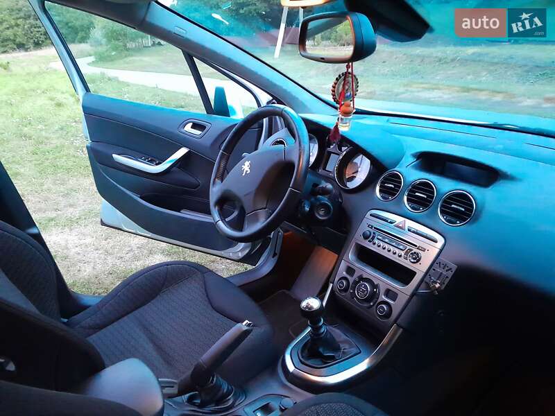 Peugeot 308 2010
