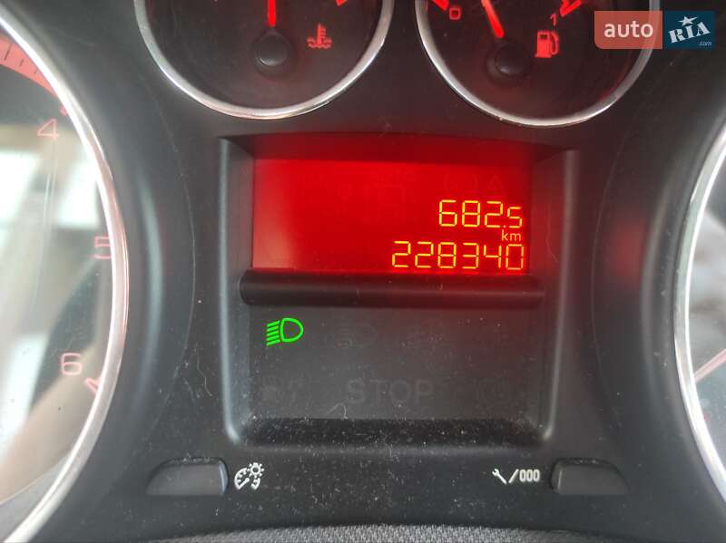 Універсал Peugeot 308 2011 в Києві