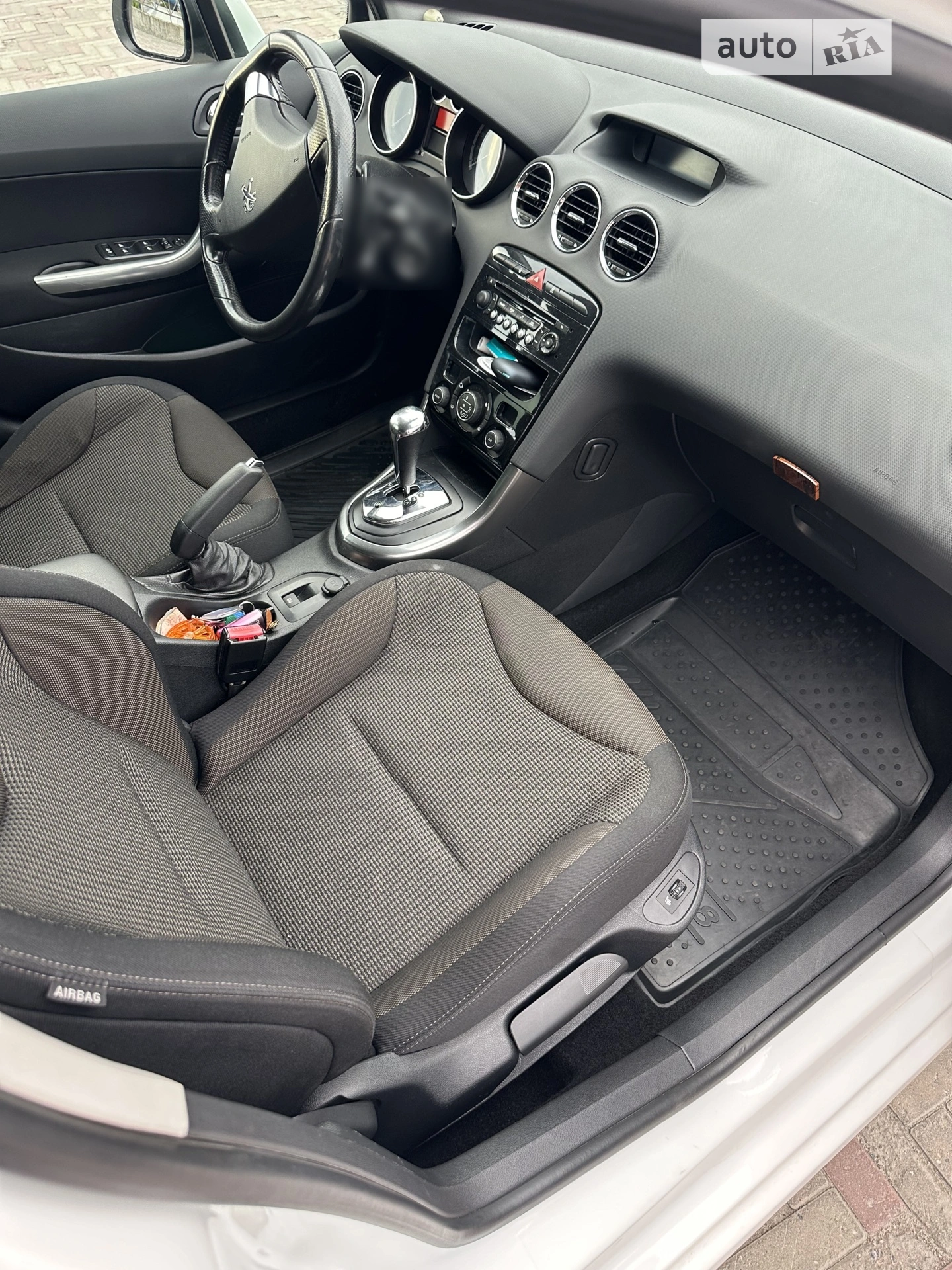 2013 Peugeot 308 - мініатюра 13