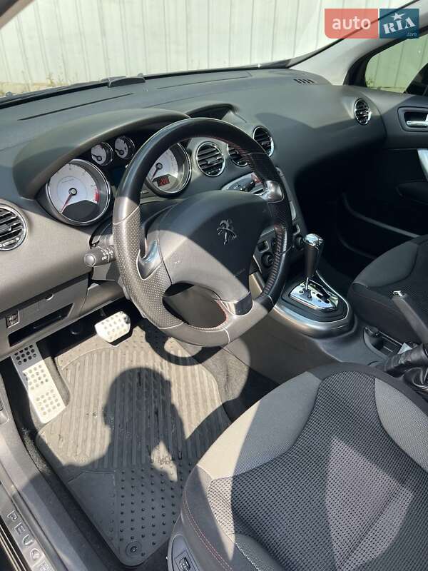 Хетчбек Peugeot 308 2012 в Дніпрі