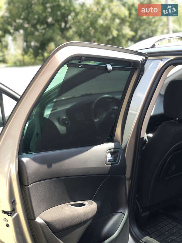 Универсал Peugeot 308 2010 в Хмельницком