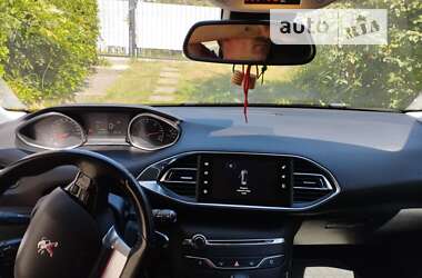 Універсал Peugeot 308 2015 в Миколаєві