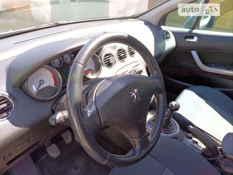 Універсал Peugeot 308 2011 в Києві