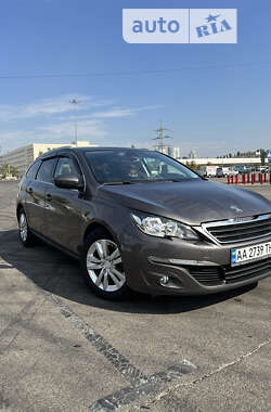 Универсал Peugeot 308 2014 в Киеве