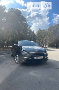 Універсал Peugeot 308 2015 в Жовтих Водах