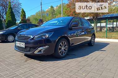 Хэтчбек Peugeot 308 2016 в Киеве