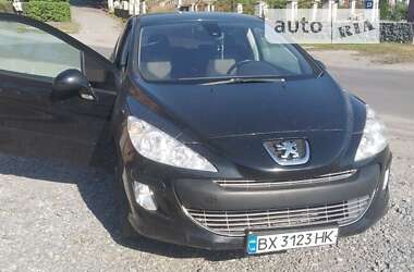 Хетчбек Peugeot 308 2007 в Понінці