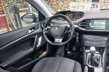 Универсал Peugeot 308 2014 в Тернополе