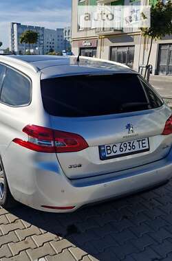 Універсал Peugeot 308 2016 в Винниках