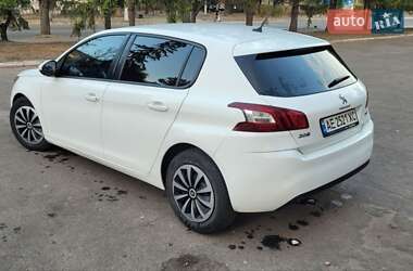 Хэтчбек Peugeot 308 2016 в Каменском