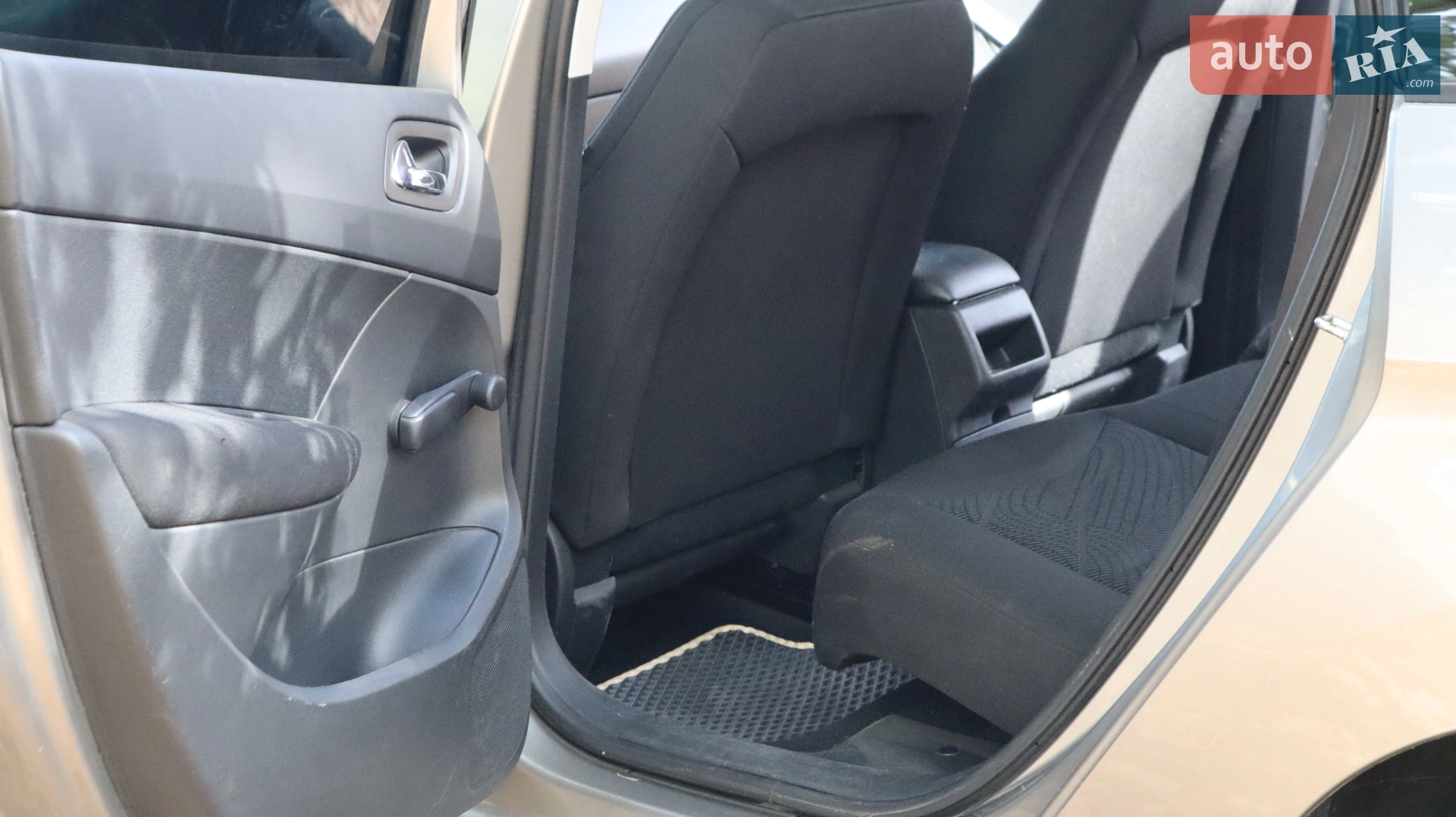 2010 Peugeot 308 - мініатюра 23