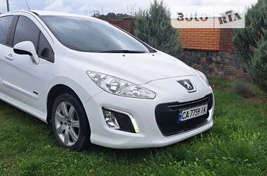 Хэтчбек Peugeot 308 2012 в Умани