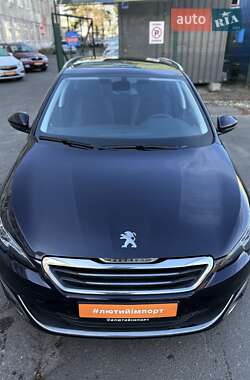 Универсал Peugeot 308 2017 в Сумах