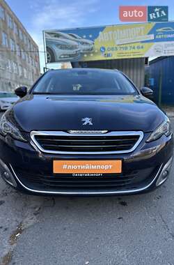 Универсал Peugeot 308 2017 в Сумах