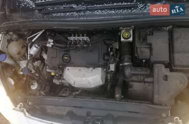 Универсал Peugeot 308 2011 в Киеве