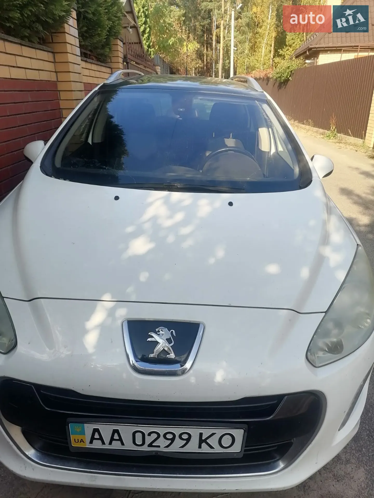 2011 Peugeot 308 - фото 1