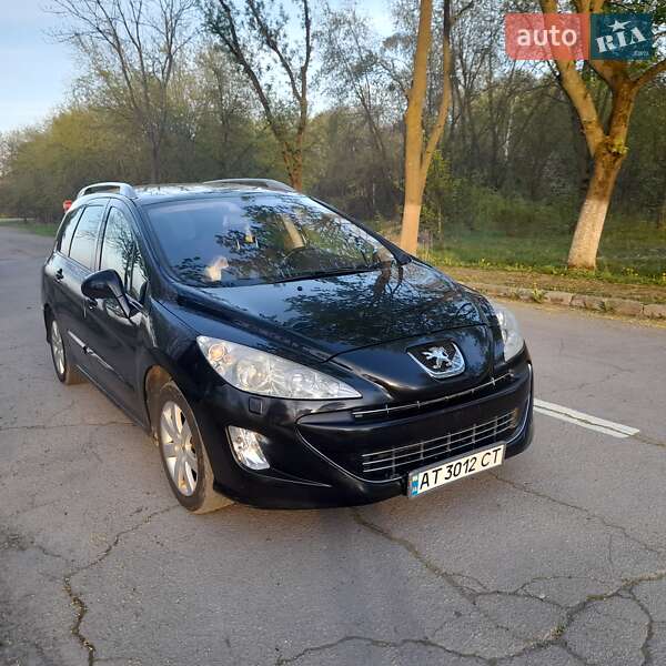 Універсал Peugeot 308 2011 в Калуші
