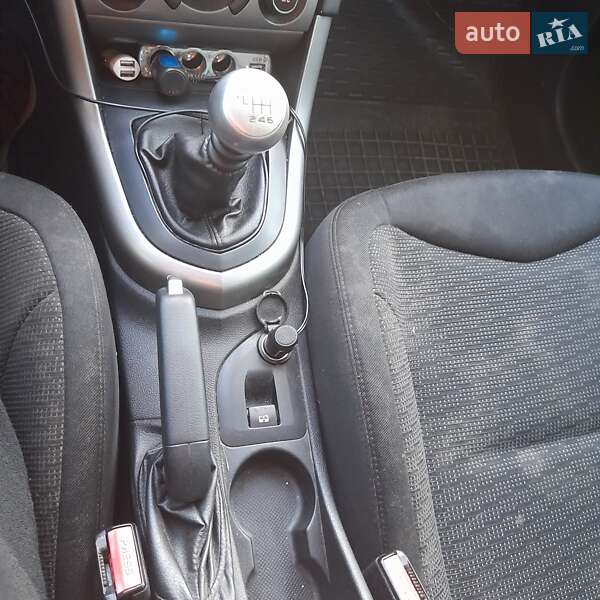 Універсал Peugeot 308 2011 в Калуші