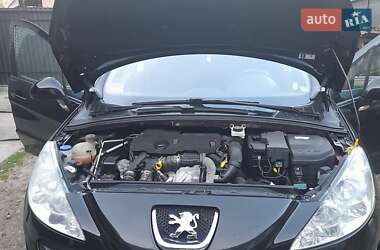 Універсал Peugeot 308 2011 в 