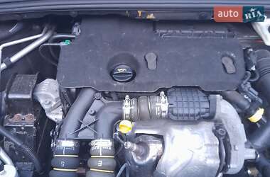Універсал Peugeot 308 2011 в Калуші