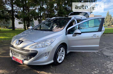 Універсал Peugeot 308 2011 в Рівному